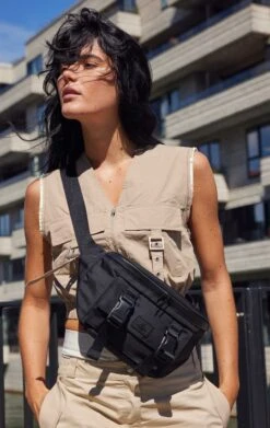 EastMBG Bæltetaske, Recycled -Tasker Shop markberg dk bum bag one size eastmbg baeltetaske recycled 59107045835091