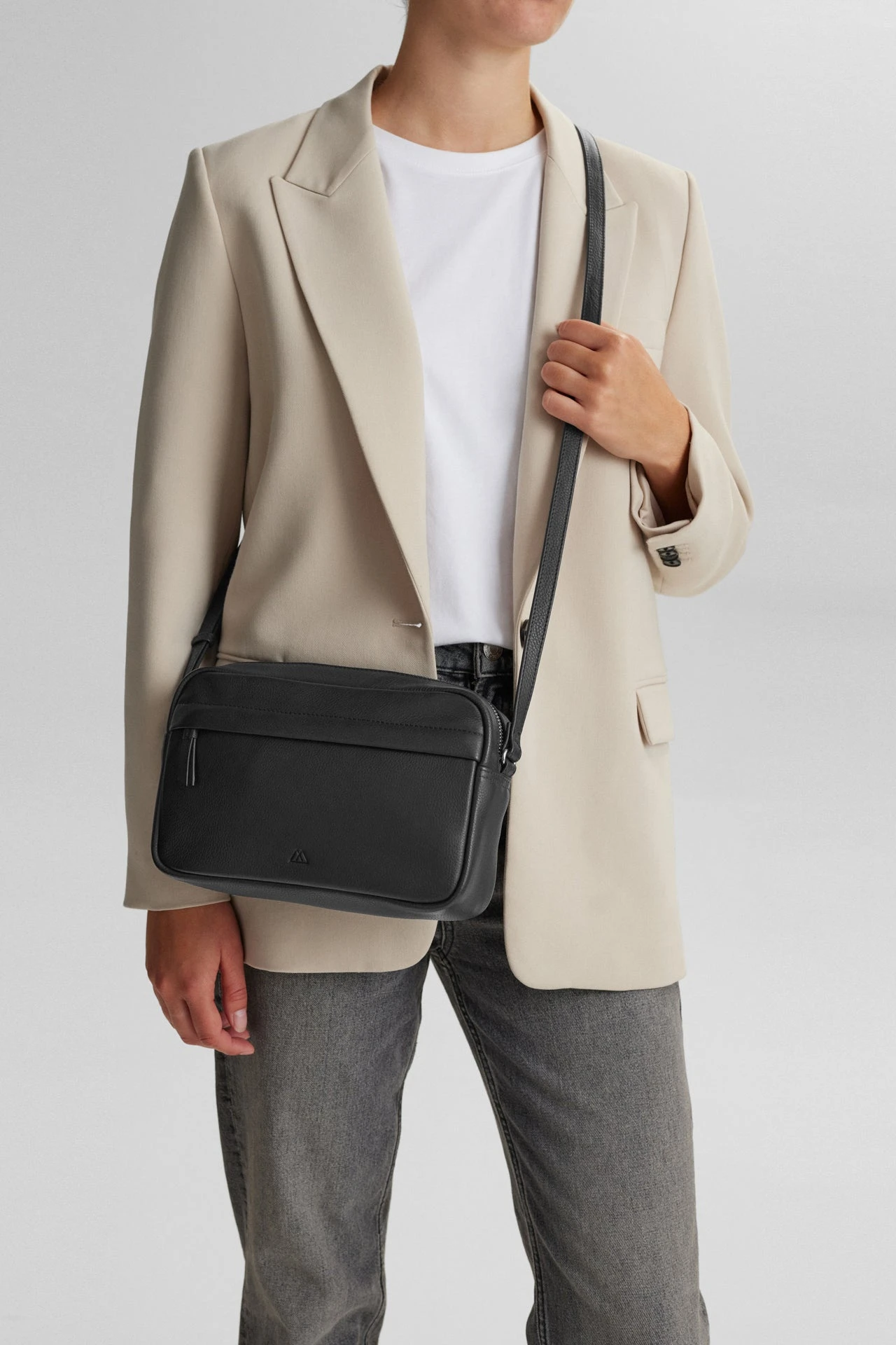 CaveMBG Crossbody Taske 2 CaveMBG Crossbody Taske - Image 2