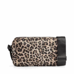 DarlaMBG Leopard Crossbody Taske, Monochrome 11 DarlaMBG Leopard Crossbody Taske, Monochrome -Tasker Shop markberg dk crossbody bag one size darlambg leopard crossbody taske monochrome 1112365119