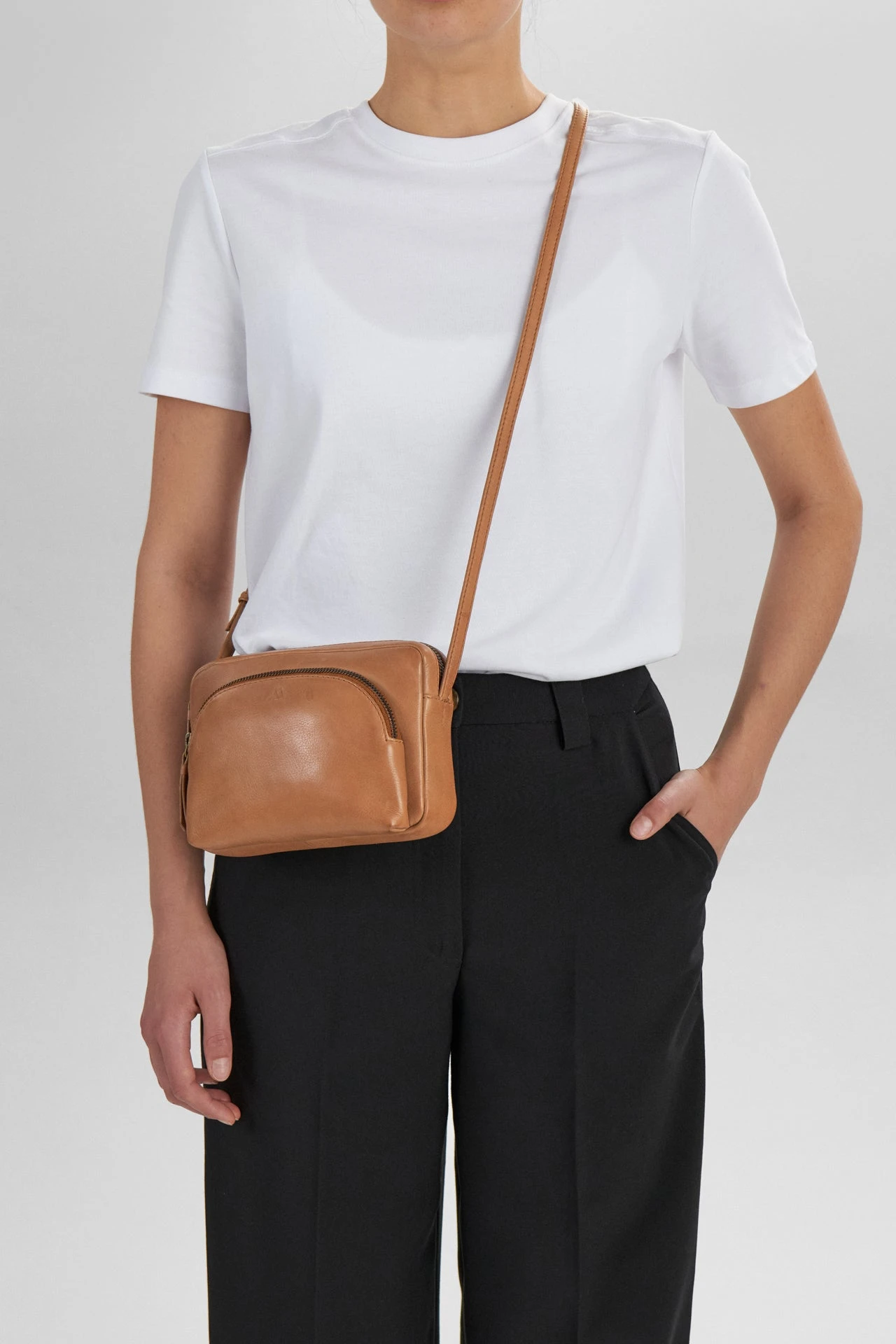 LeneaMBG Crossbody Taske, Soft Vintage 2 LeneaMBG Crossbody Taske, Soft Vintage - Image 2