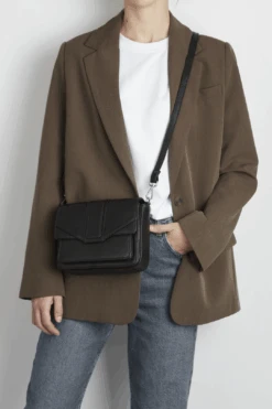 BeckyMBG Crossbody Taske, Grain -Tasker Shop markberg dk crossbody taske one size beckymbg crossbody taske grain 39432828649714