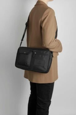 DarlaMBG Large Crossbody Taske, Recycled -Tasker Shop markberg dk crossbody taske one size darlambg large crossbody taske recycled 48942489600339