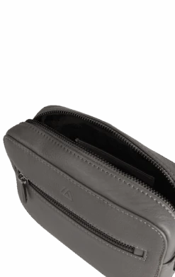 EleaMBG Crossbody Taske -Tasker Shop markberg dk crossbody taske one size eleambg crossbody taske 52228703486291