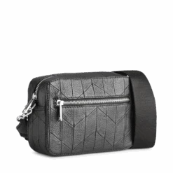 EleaMBG Crossbody Taske, Upcycled -Tasker Shop markberg dk crossbody taske one size eleambg crossbody taske upcycled 37613539426546