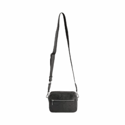 EleaMBG Crossbody Taske, Upcycled -Tasker Shop markberg dk crossbody taske one size eleambg crossbody taske upcycled 37613540442354