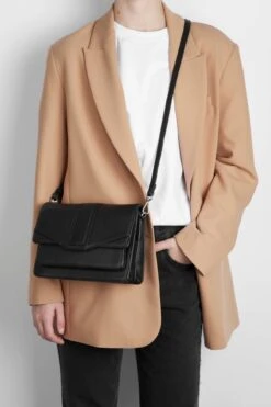 JaneMBG Crossbody Taske, Grain -Tasker Shop markberg dk crossbody taske one size janembg crossbody taske grain 49083467530579