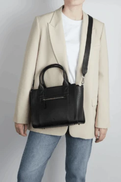 MaikaMBG Taske, Grain -Tasker Shop markberg dk crossbody taske one size maikambg taske grain 48942968275283