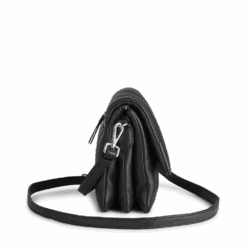 SusanaMBG Crossbody Taske, Asymmetric Puffer -Tasker Shop markberg dk crossbody taske one size susanambg crossbody taske asymmetric puffer 48988848292179