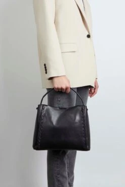 YaraMBG Taske, Whipstitch -Tasker Shop markberg dk crossbody taske one size yarambg taske whipstitch 51435403116883