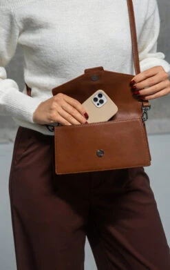 ZoeMBG Crossbody Taske, Antique -Tasker Shop markberg dk crossbody taske onesize zoembg crossbody taske antique 52842413293907