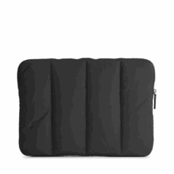 AloraMBG Laptop Sleeve 14", Recycled, Line Puffer -Tasker Shop markberg dk kontortilbehor one size alorambg laptop sleeve 14 recycled line puffer 52256967295315