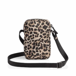 DarlaMBG Leopard Mobiltaske, Monochrome -Tasker Shop markberg dk mobile phone bag one size darlambg leopard mobiltaske monochrome 1123794284