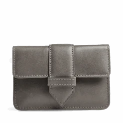 VyannaMBG Pung, Antique