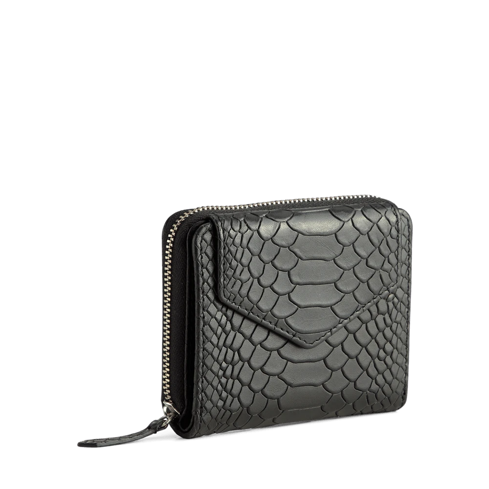 LauraMBG Pung, Snake 2 LauraMBG Pung, Snake - Image 2